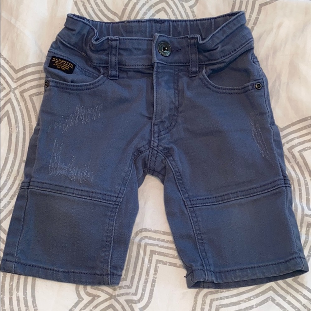 Adorable h&m clamdigger shorts 1-2y 18m 24m